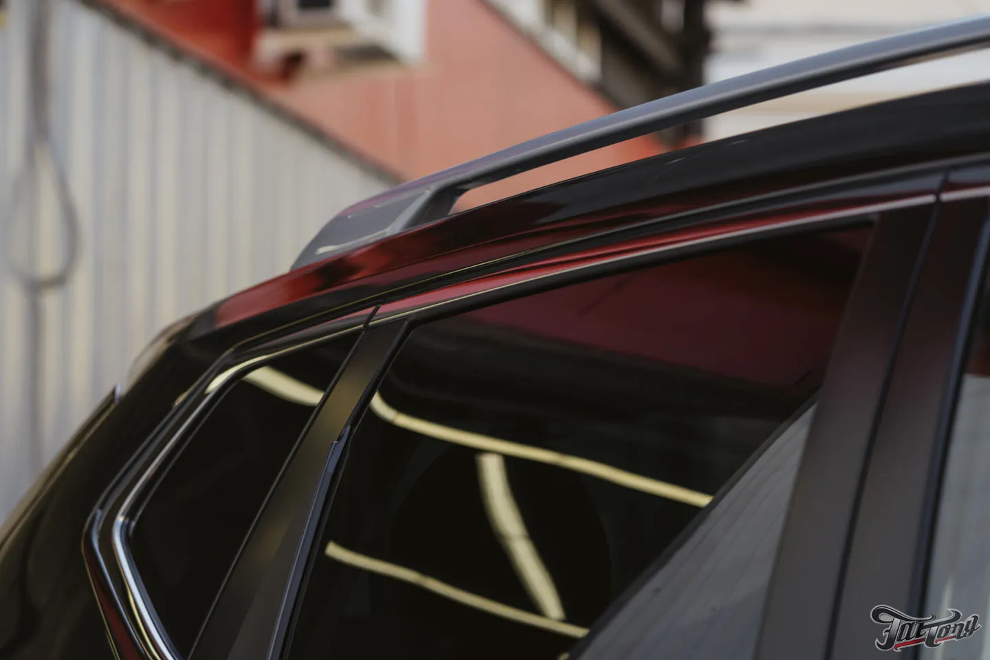 Полировка и керамика кузова, мойка подкапотного пространства для Nissan X-Trail